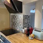 République - Grande La Réal Apartamento