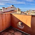 République - Grande La Réal Apartamento