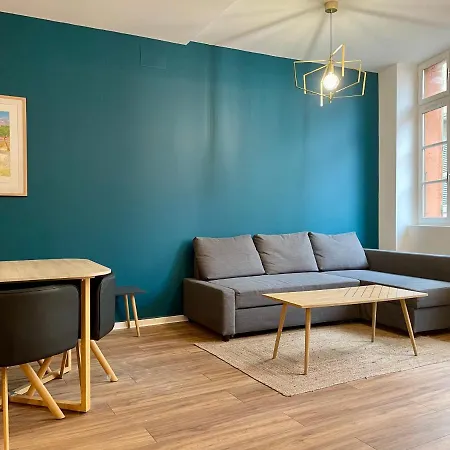 Republique - Grande La Real Apartment *