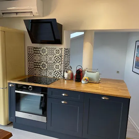 Apartment Republique - Grande La Real *