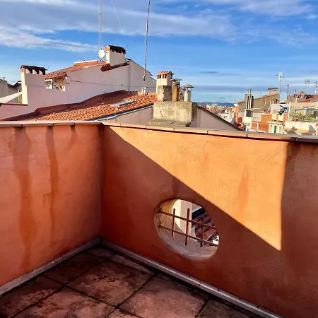 Republique - Grande La Real Appartement
